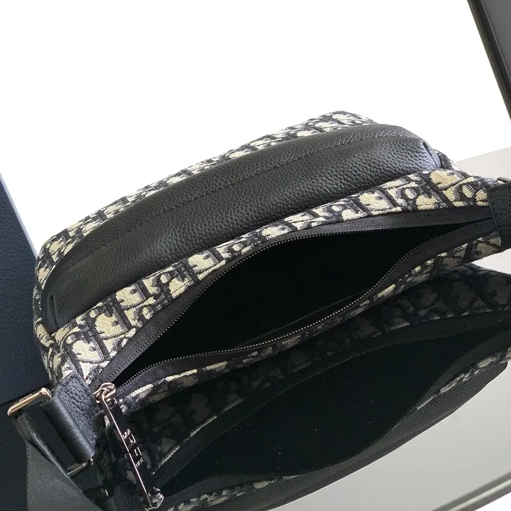 Dior Small Rider Soft Hobo Bag Beige and Black Dior Oblique Jacquard with Black Grained Calfskin for Men Dior Small Rider Soft Hobo Bag Beige and Black Dior Oblique Jacquard with Black Grained Calfskin for Men