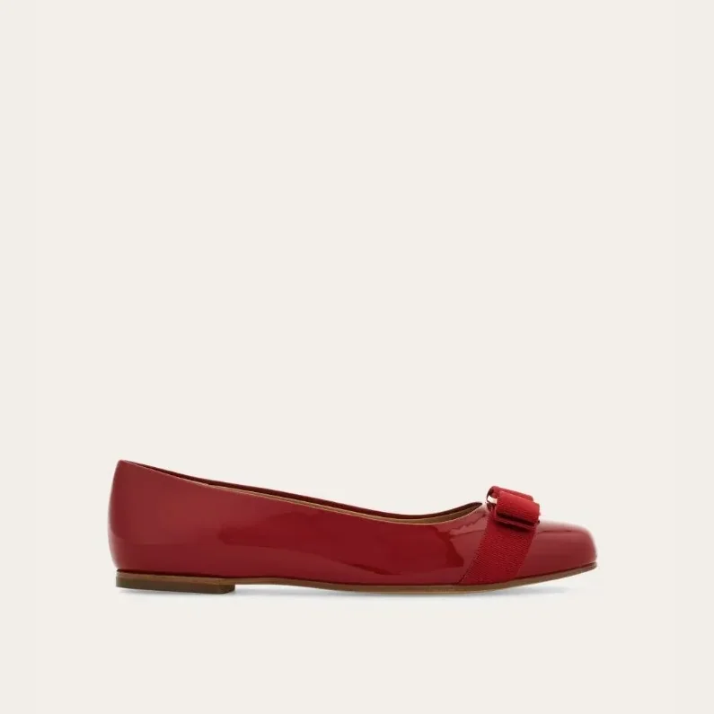 Ferragamo Varina Ballet Flat Red 01A181