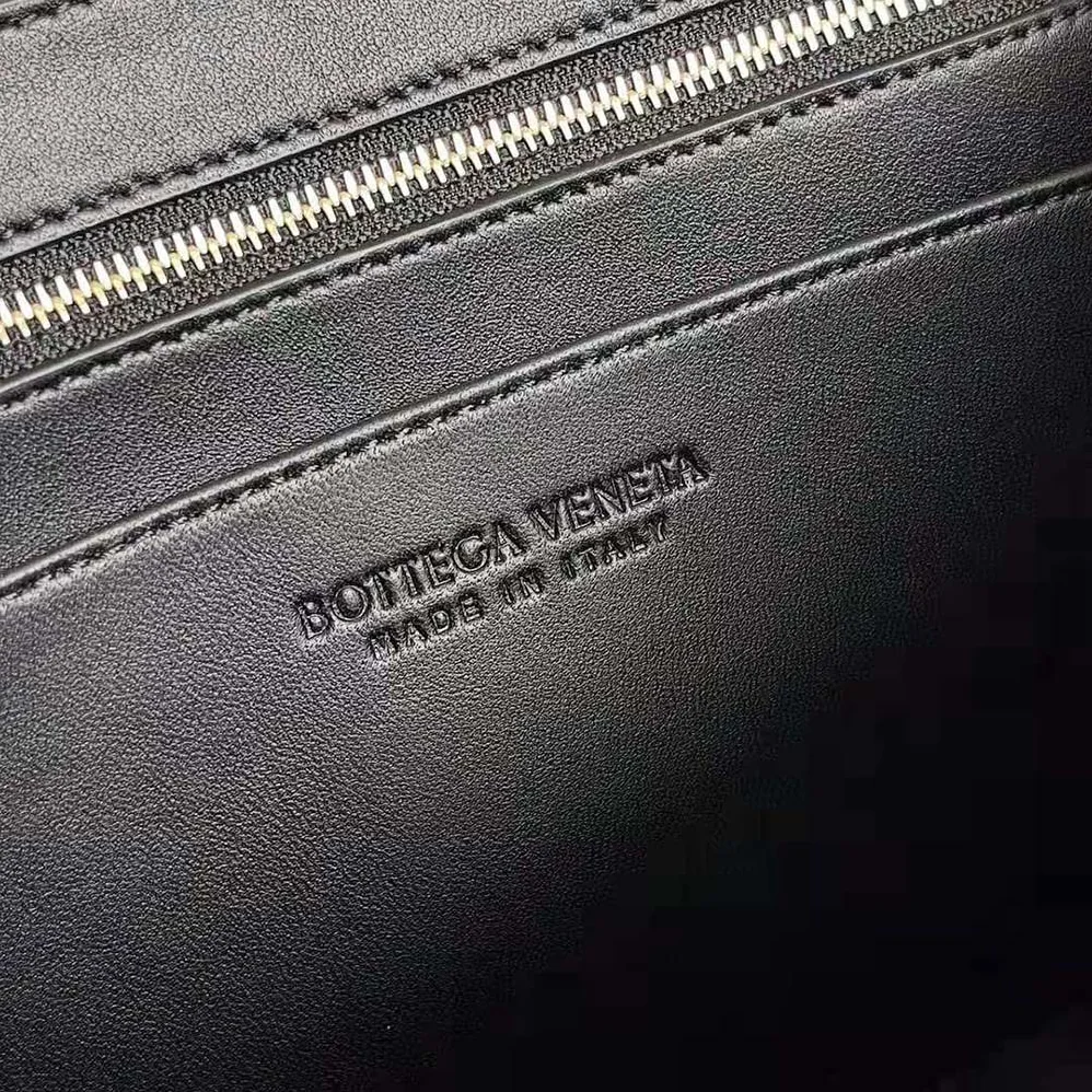 Bottega Veneta Small East/West Andiamo for Women in Black