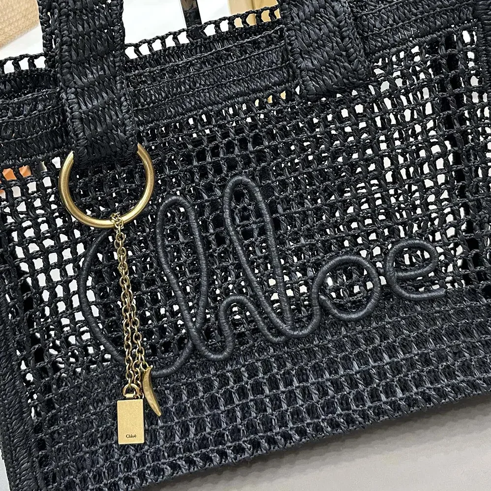 Chloe Summer Banana East-west Tote Bag in Raffia & Buffalo Leather for Women Chloe Summer Banana East-west Tote Bag in Raffia & Buffalo Leather for Women