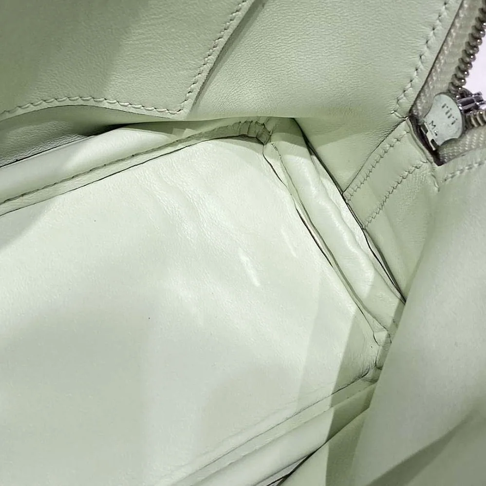 Hermes Bolide 1923 Bag in Epsom Calfskin for Unisex in Lime Hermes Bolide 1923 Bag in Epsom Calfskin for Unisex in Lime