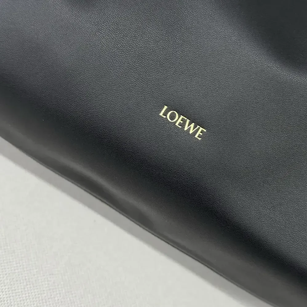 Loewe Large Flamenco Purse in Mellow Nappa Lambskin for Unisex in Black Loewe Large Flamenco Purse in Mellow Nappa Lambskin for Unisex in Black