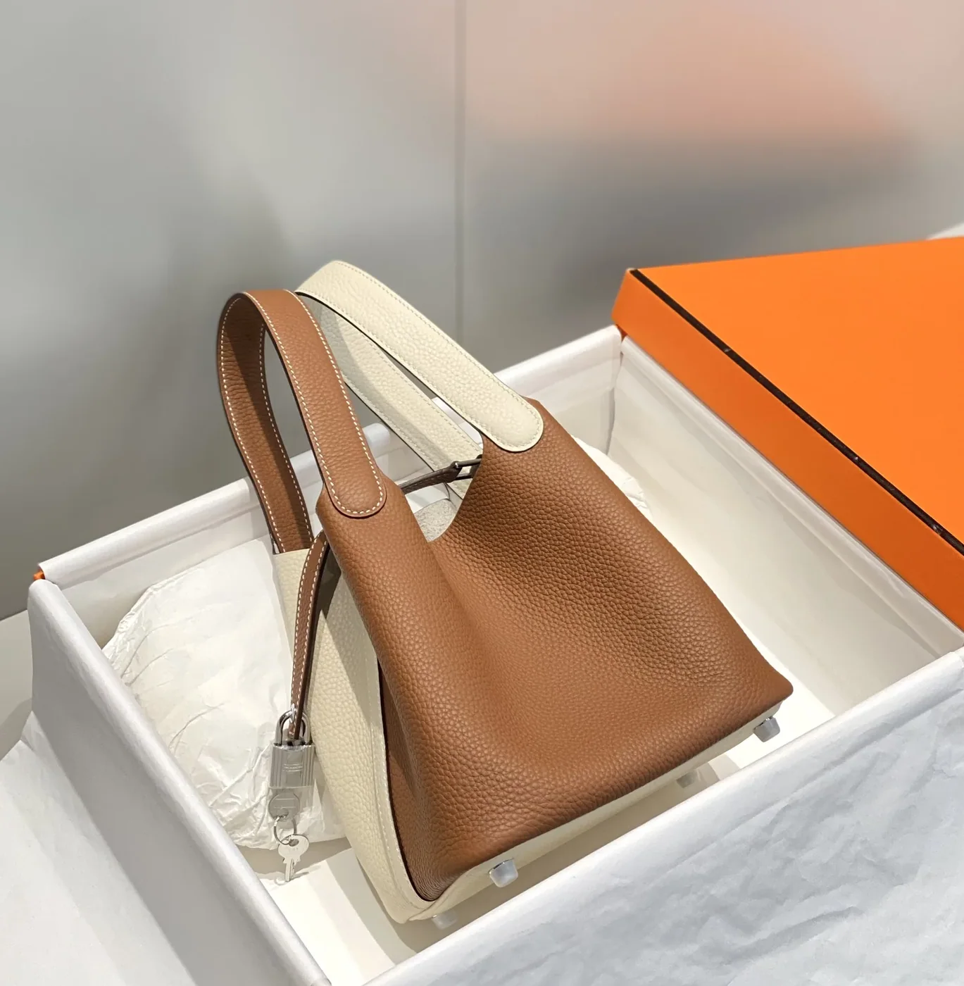 Hermes Picotin Lock 18 Bag Cream in Brown / Hermes Picotin Lock 18 Bag Cream in Brown /