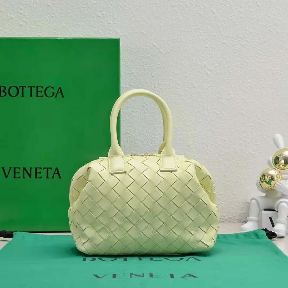 Bottega Veneta Mini Bauletto in Intrecciato Nappa Leather for Women in Yellow Bottega Veneta Mini Bauletto in Intrecciato Nappa Leather for Women in Yellow