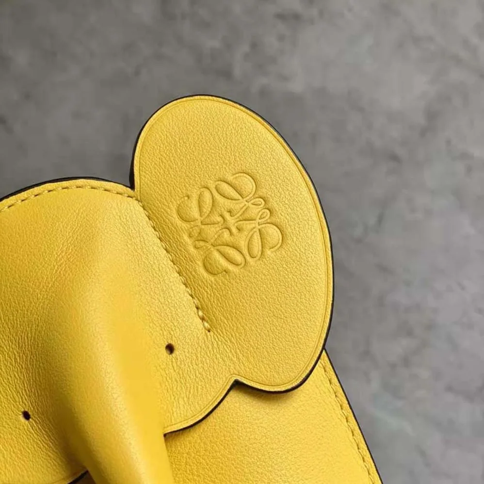 Loewe Elephant Pocket in Classic Calfskin for Women in Yellow Loewe Elephant Pocket in Classic Calfskin for Women in Yellow