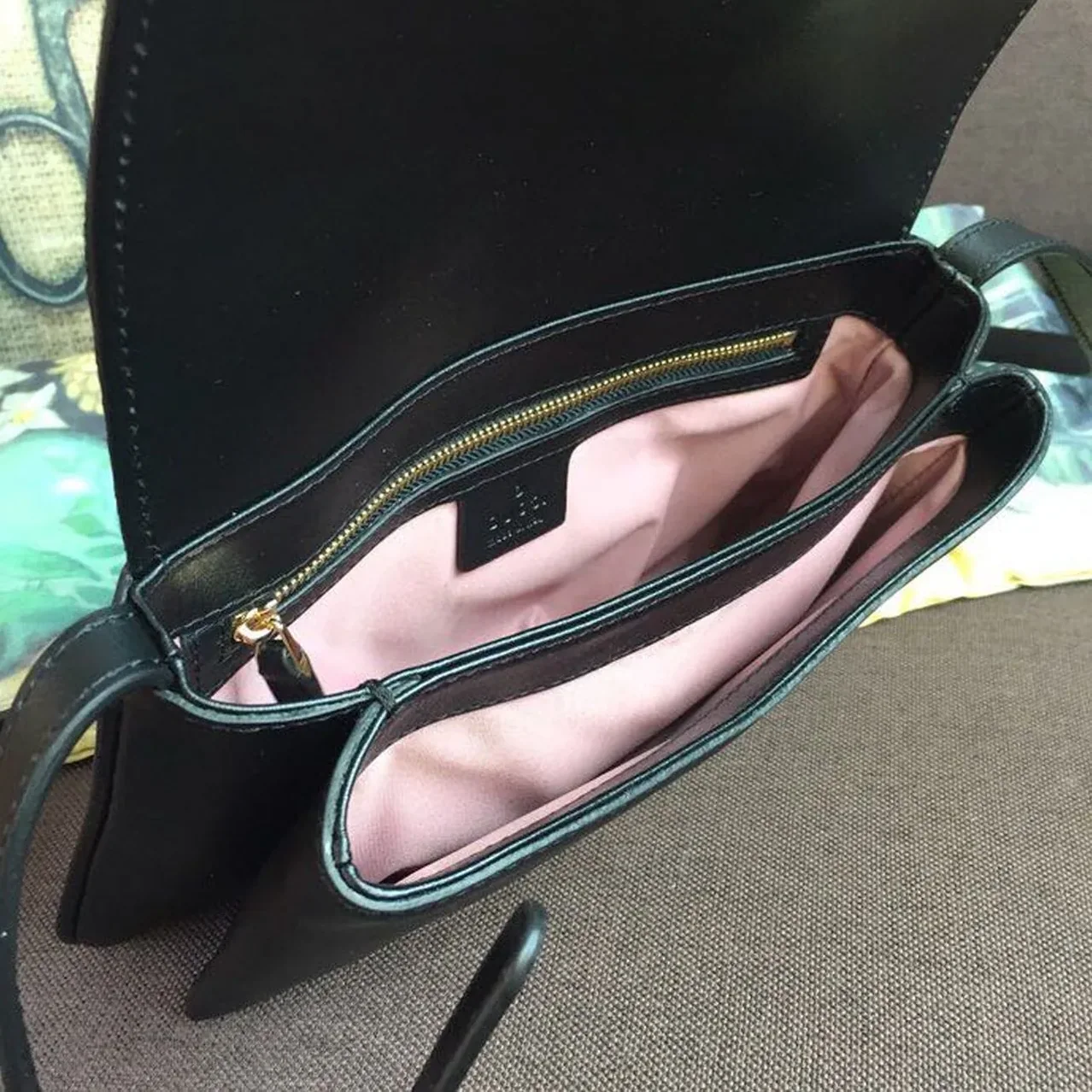 Gucci Arli Shoulder Bag Black, , / Gucci Arli Shoulder Bag Black, , /