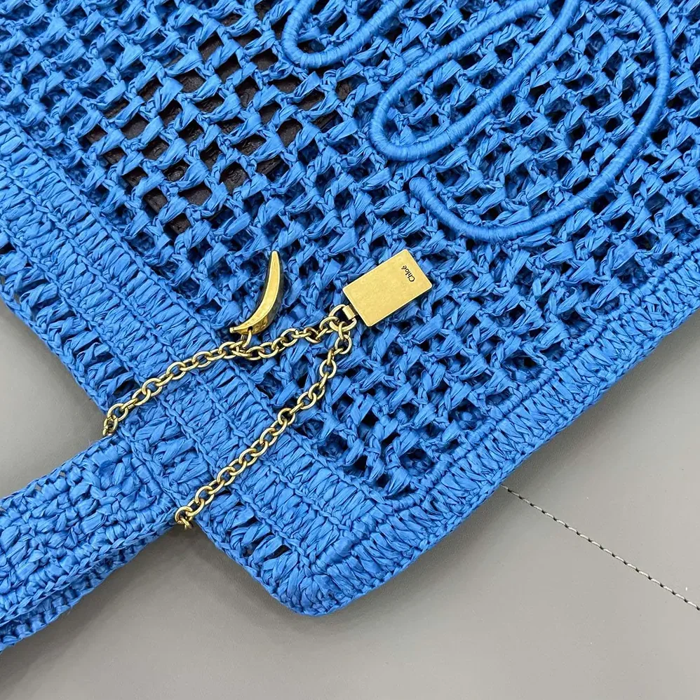 Chloe Summer Banana Tote Bag In Raffia for Women in Blue
