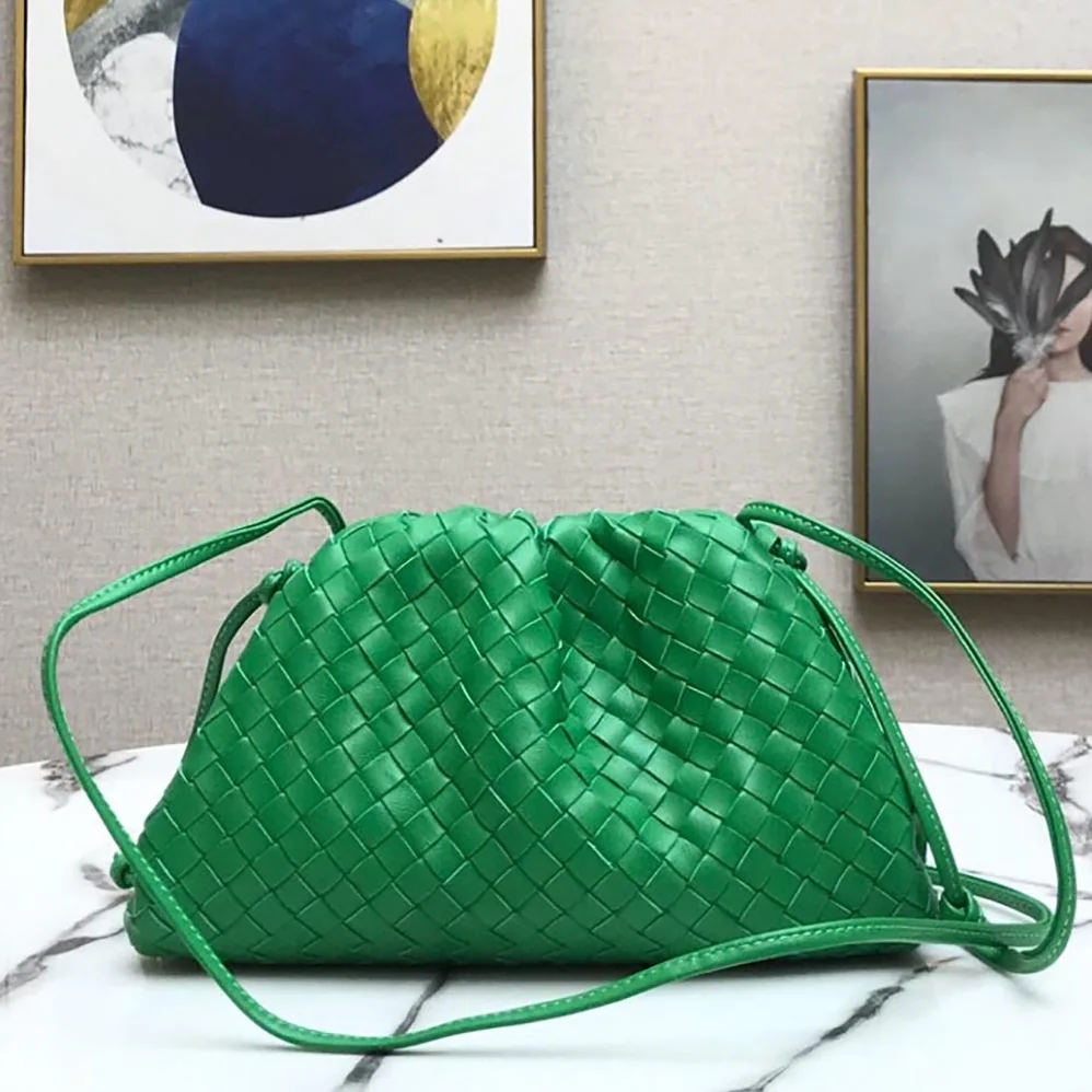Bottega Veneta Teen Pouch Teen Intrecciato Leather Clutch for Women Bottega Veneta Teen Pouch Teen Intrecciato Leather Clutch for Women