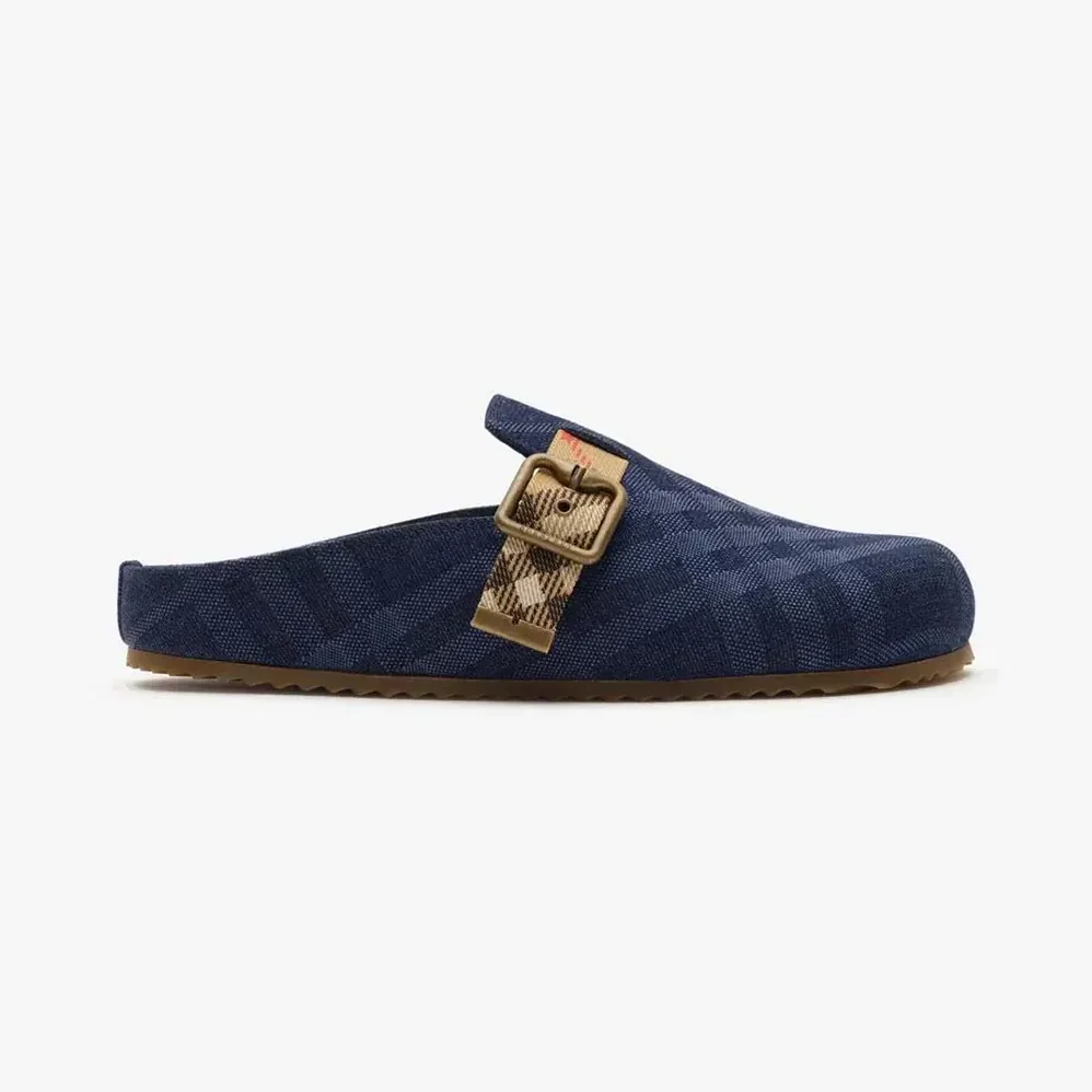 Burberry Check Denim Urchin Clogs for Unisex in Navy Burberry Check Denim Urchin Clogs for Unisex in Navy