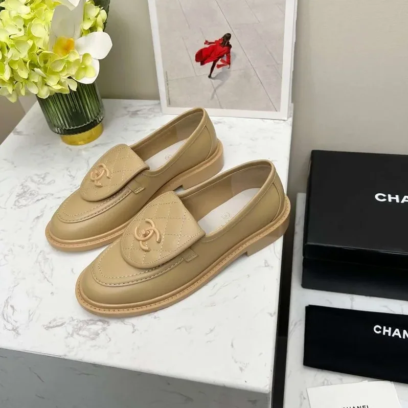 Chanel Moccasins Beige Chanel Moccasins Beige