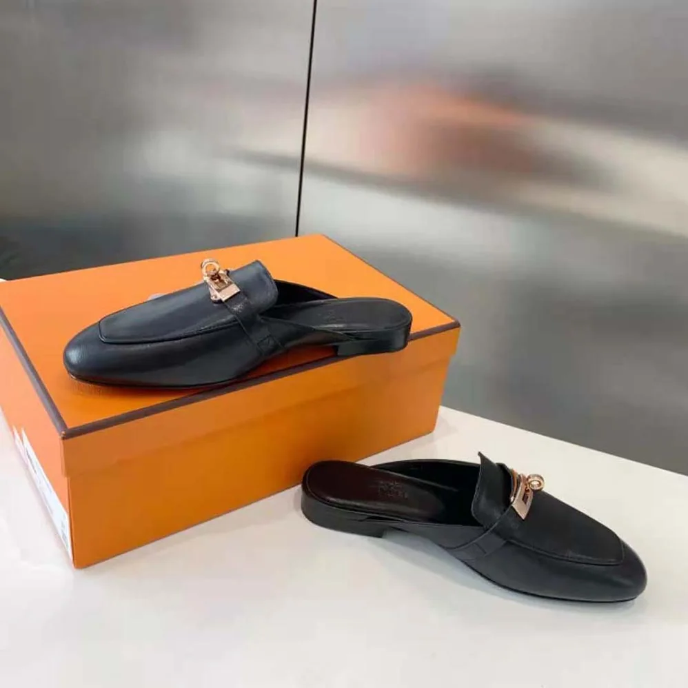 Hermes OZ Mule in Black Calfskin Leather for Women Hermes OZ Mule in Black Calfskin Leather for Women