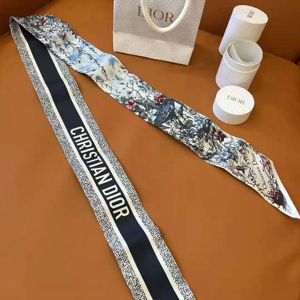 Dior Jardin Magique Mitzah Scarf Blue Multicolor Silk Twill for Women Dior Jardin Magique Mitzah Scarf Blue Multicolor Silk Twill for Women