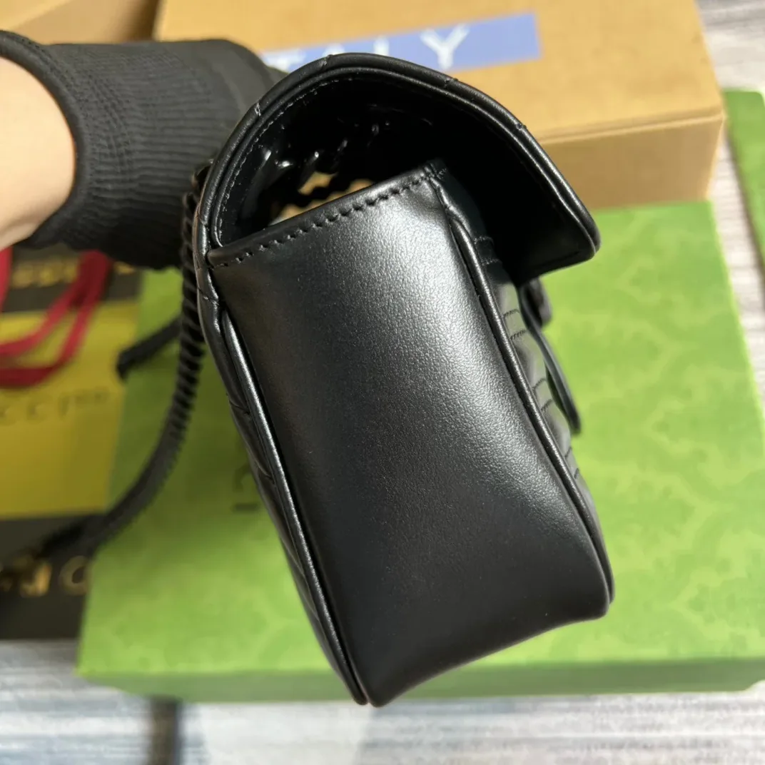 Gucci Marmont Matelassé Mini Bag White / GG