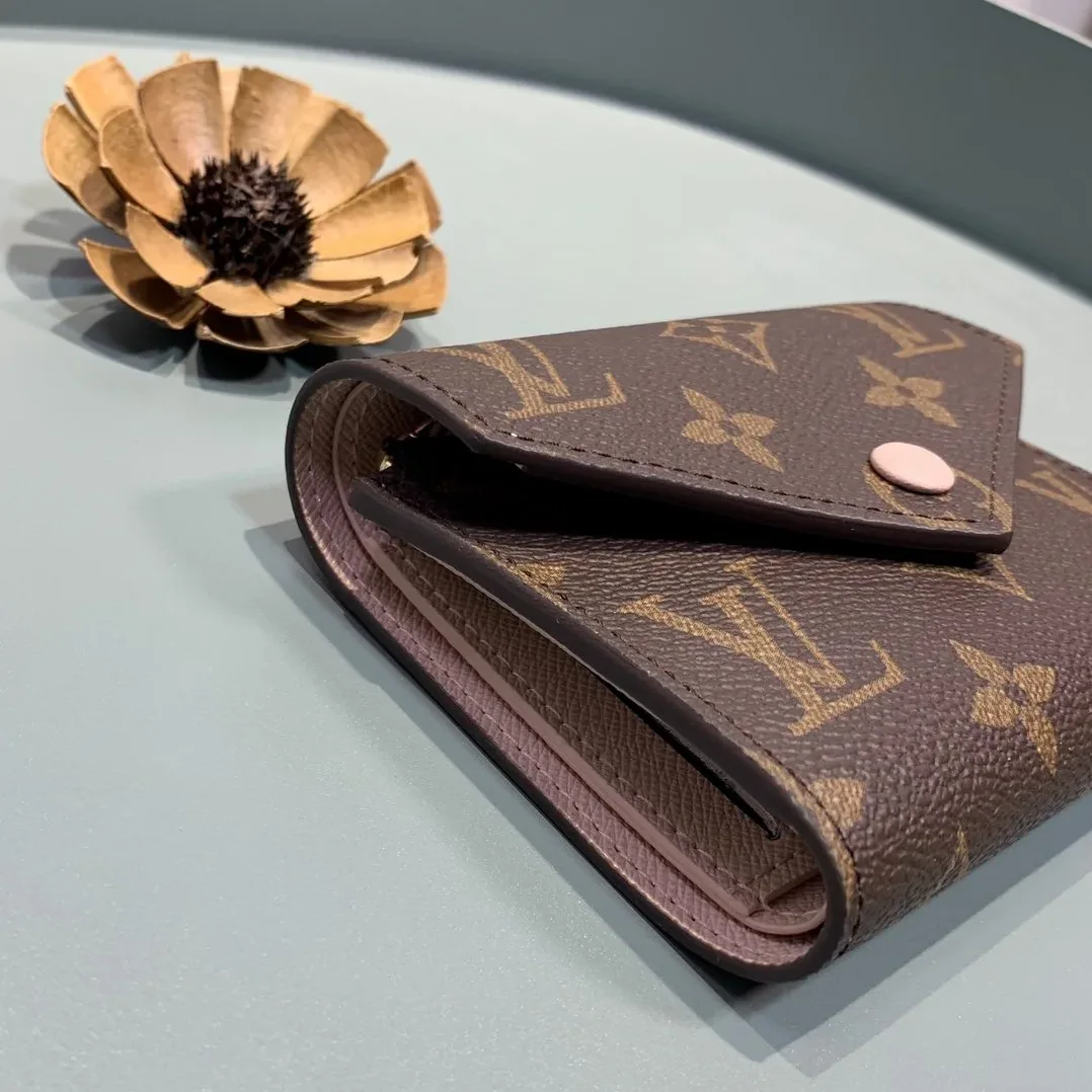 Louis Vuitton Victorine Monogram Canvas Wallet / Louis Vuitton Victorine Monogram Canvas Wallet /