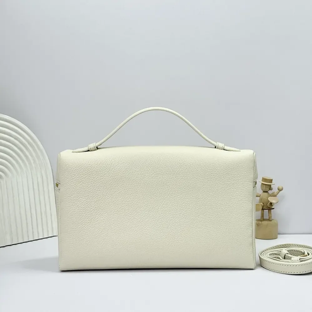 Loro Piana Extra Pocket L27 for Women in White Loro Piana Extra Pocket L27 for Women in White