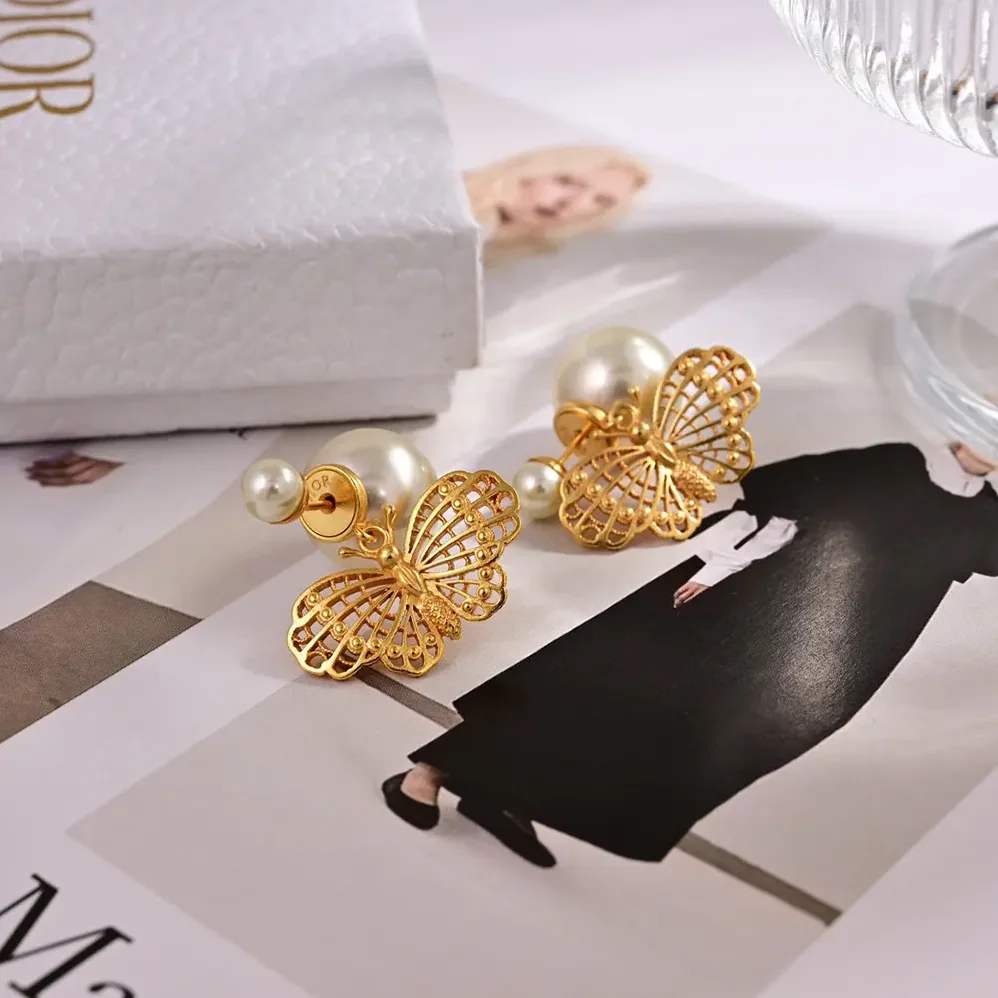 Dior Tribales Earrings Gold-Finish Metal and White Resin Pearls for Women Dior Tribales Earrings Gold-Finish Metal and White Resin Pearls for Women