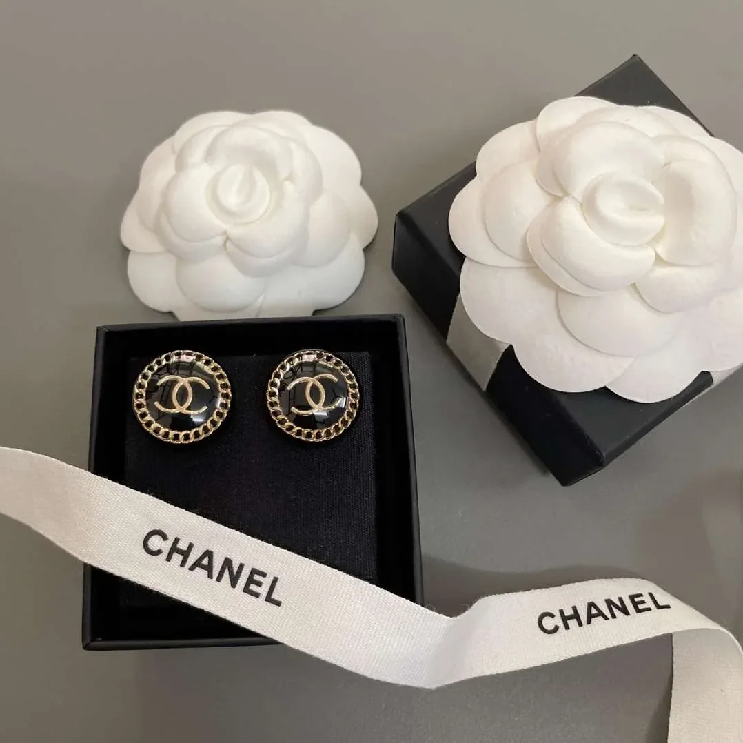 Chanel Round Acrylic Stud Earrings Black Chanel Round Acrylic Stud Earrings Black