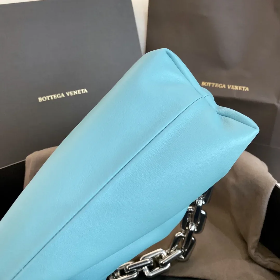 Bottega Veneta Chain Pouch Red