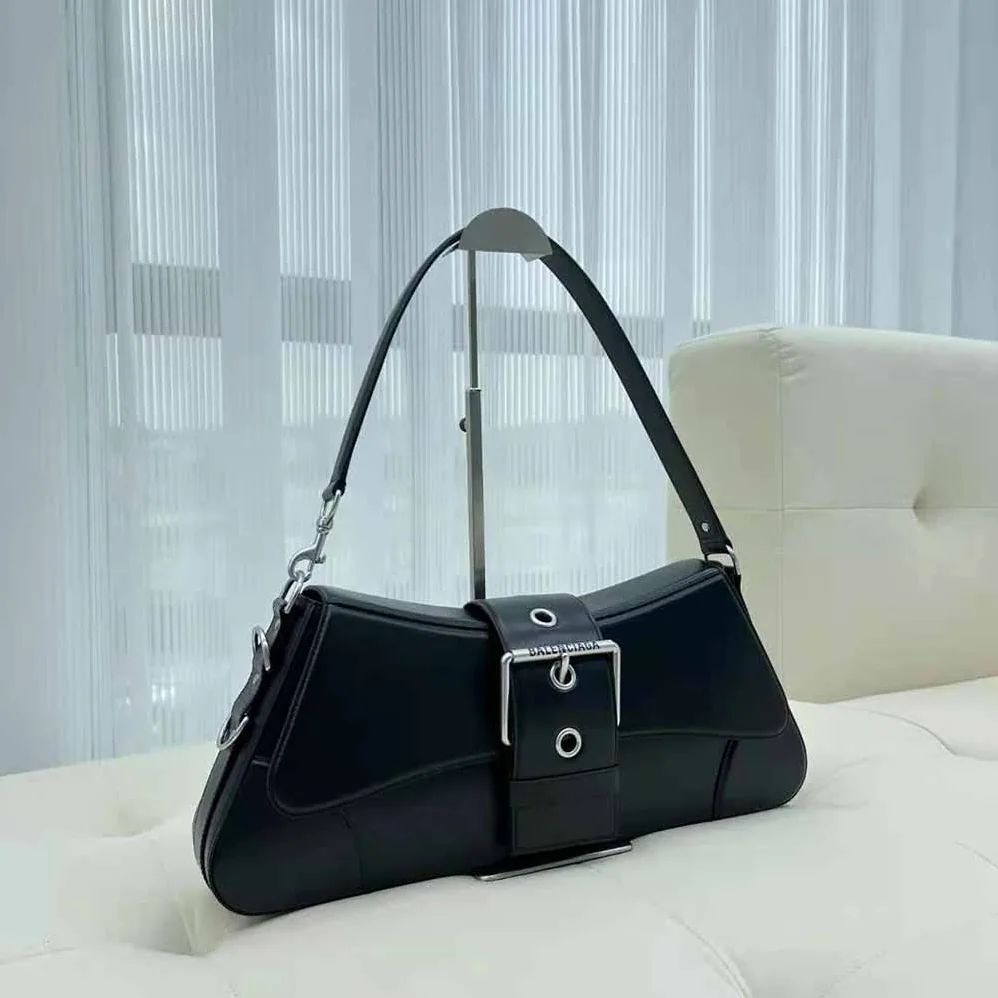 Balenciaga Lindsay Large Shoulder Bag in Black Shiny Smooth Calfskin for Women