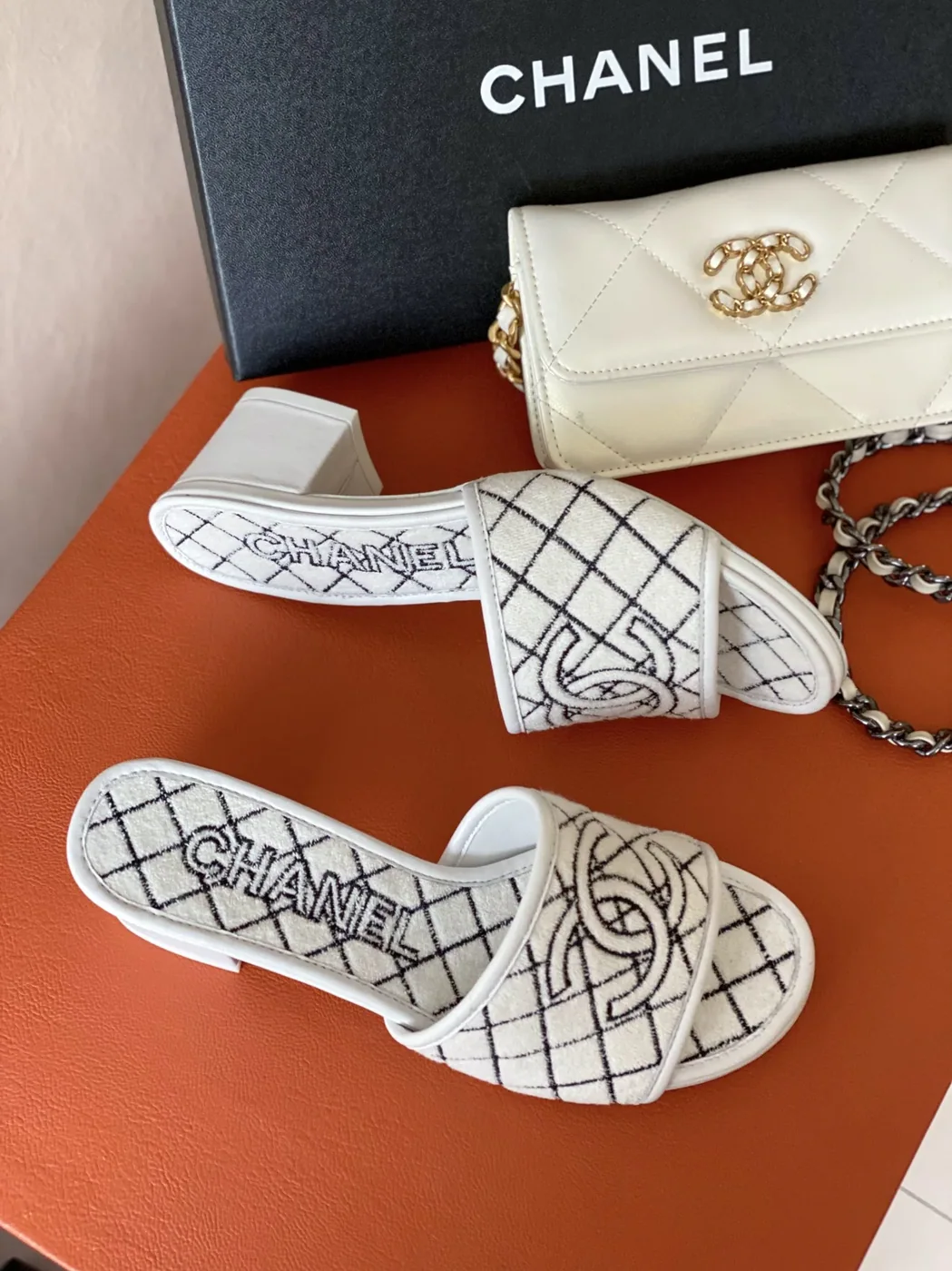 Chanel Sandals White / Chanel Sandals White /