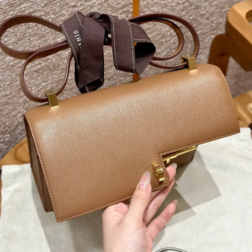 Hermes Verrou 21 Bag in Togo Leather for Women in Brown/Gold Hermes Verrou 21 Bag in Togo Leather for Women in Brown/Gold