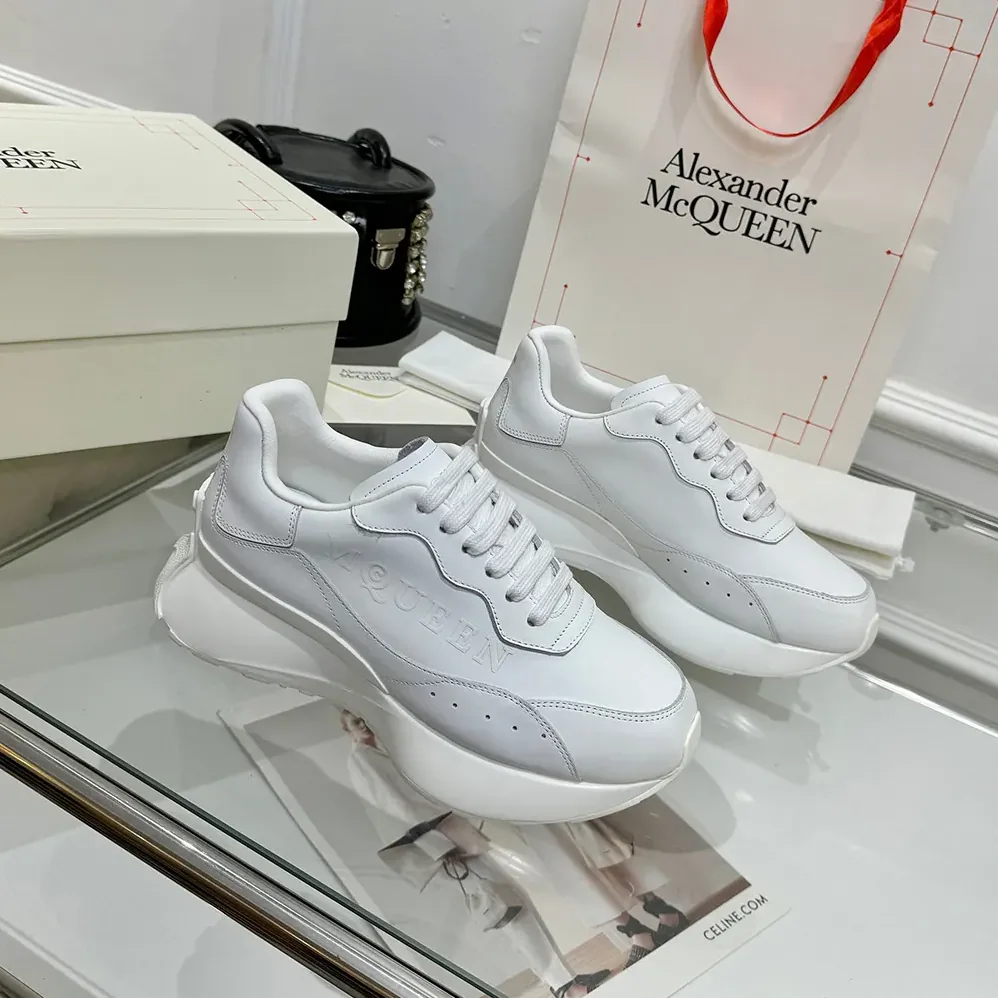 Alexander Mcqueen Sprint Runner in White for Unisex Alexander Mcqueen Sprint Runner in White for Unisex