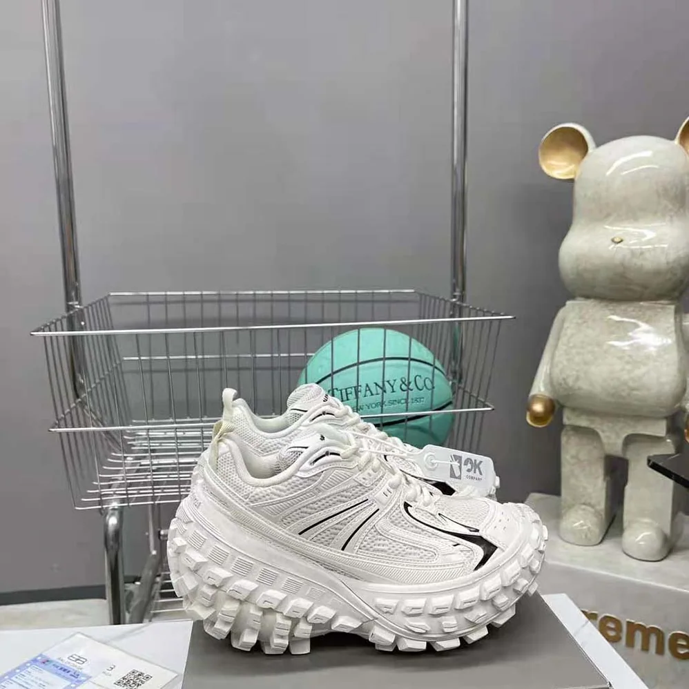 Balenciaga Defender Sneaker in Light Beige for Unisex