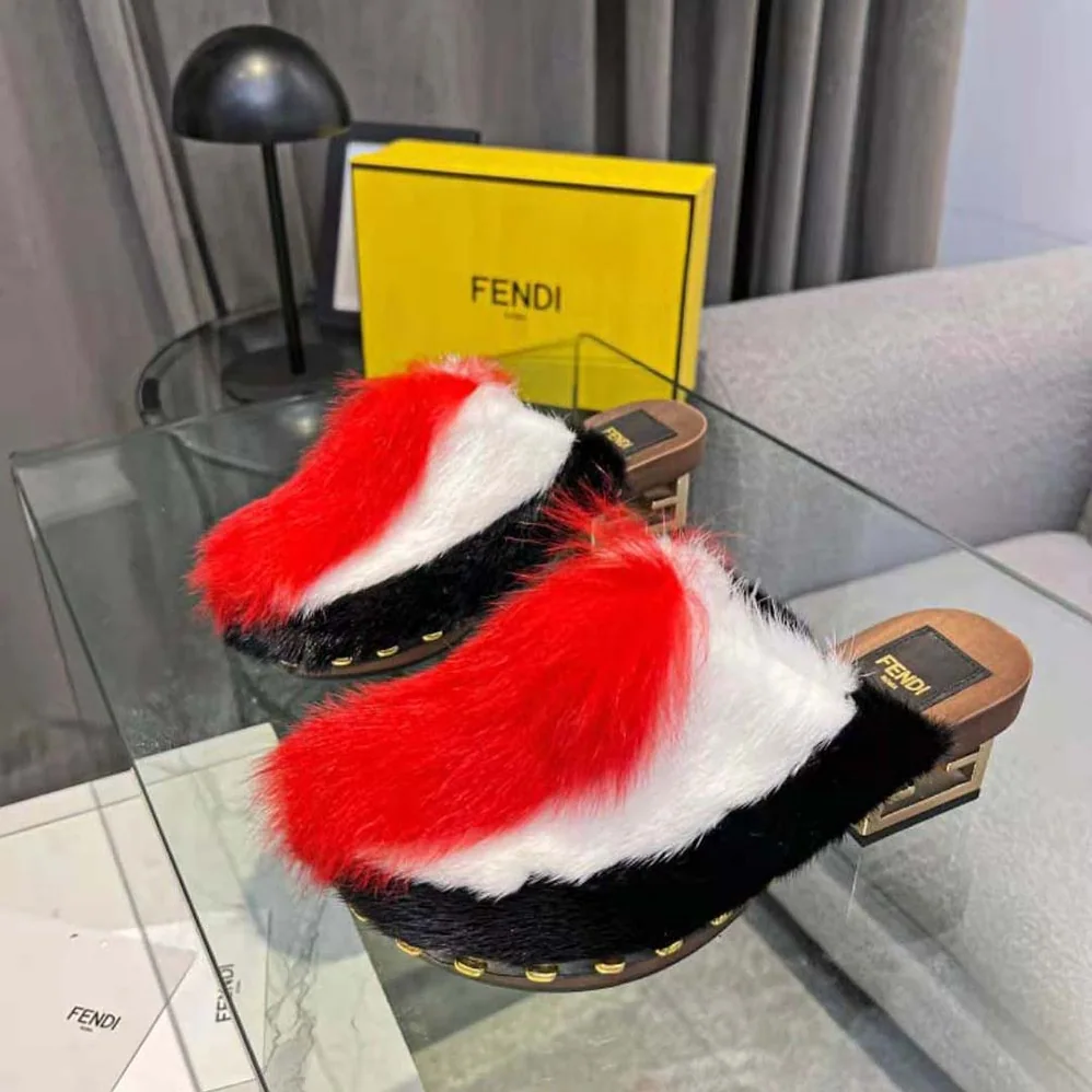 Fendi Baguette Show Red Fox Fur Medium for Women in Heel Clogs Fendi Baguette Show Red Fox Fur Medium for Women in Heel Clogs