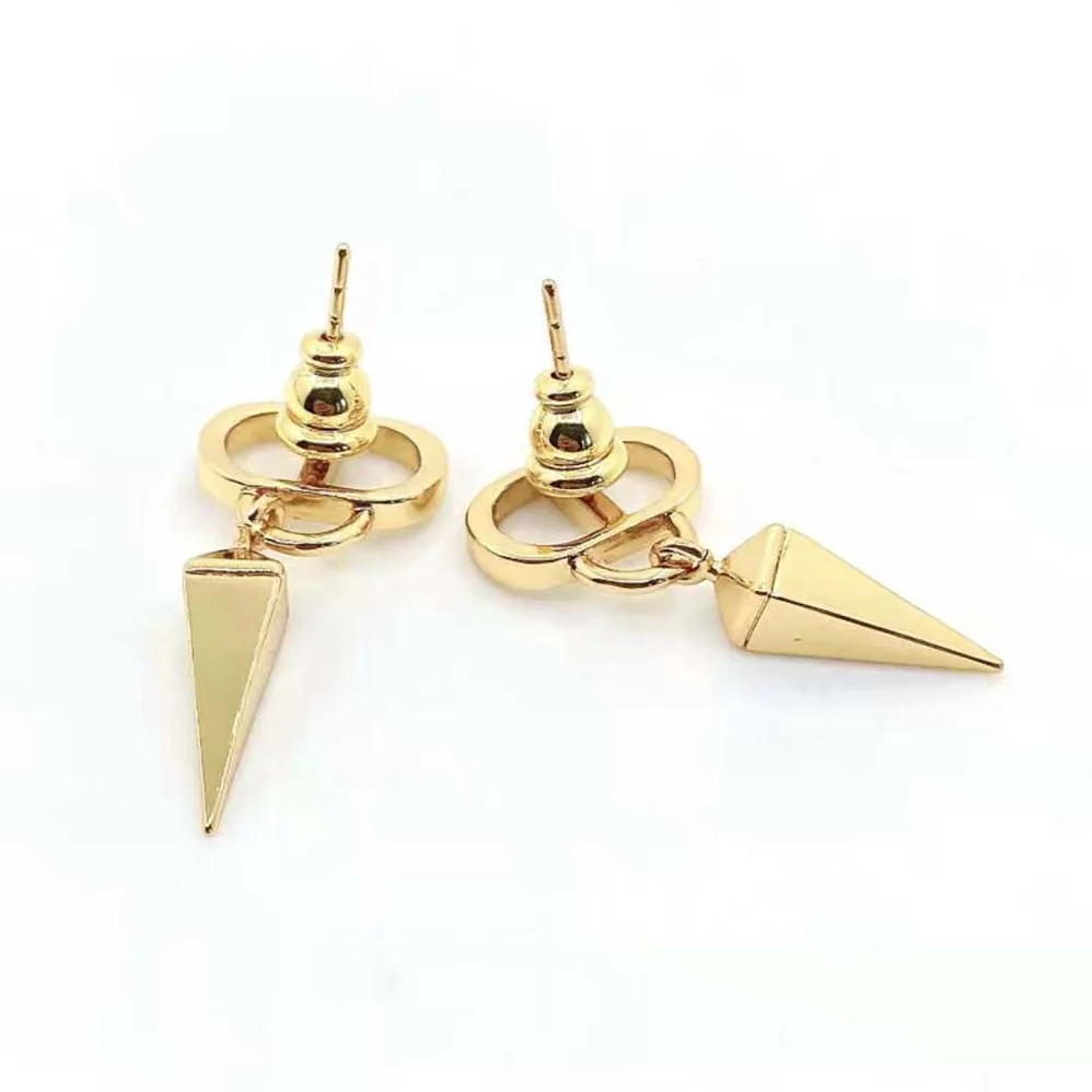 Dior Petit CD Earrings Gold for Women in Finish Metal Dior Petit CD Earrings Gold for Women in Finish Metal