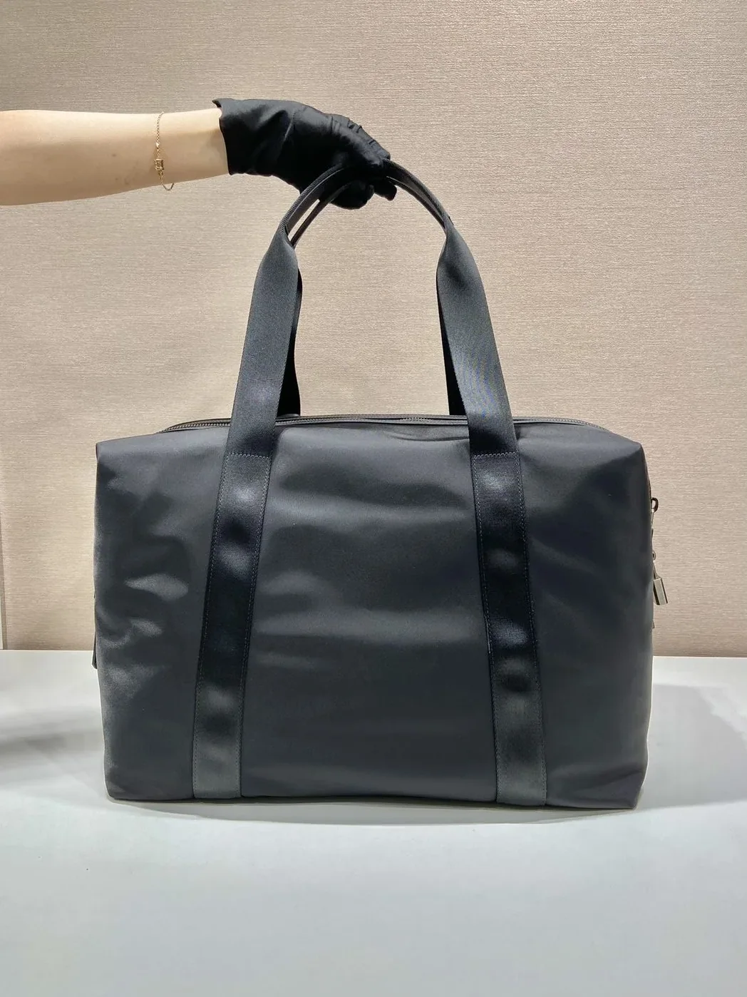 Prada Re-Nylon And Saffiano Duffle Bag Black / 2VC796_2DMH_F0002_V_OOO