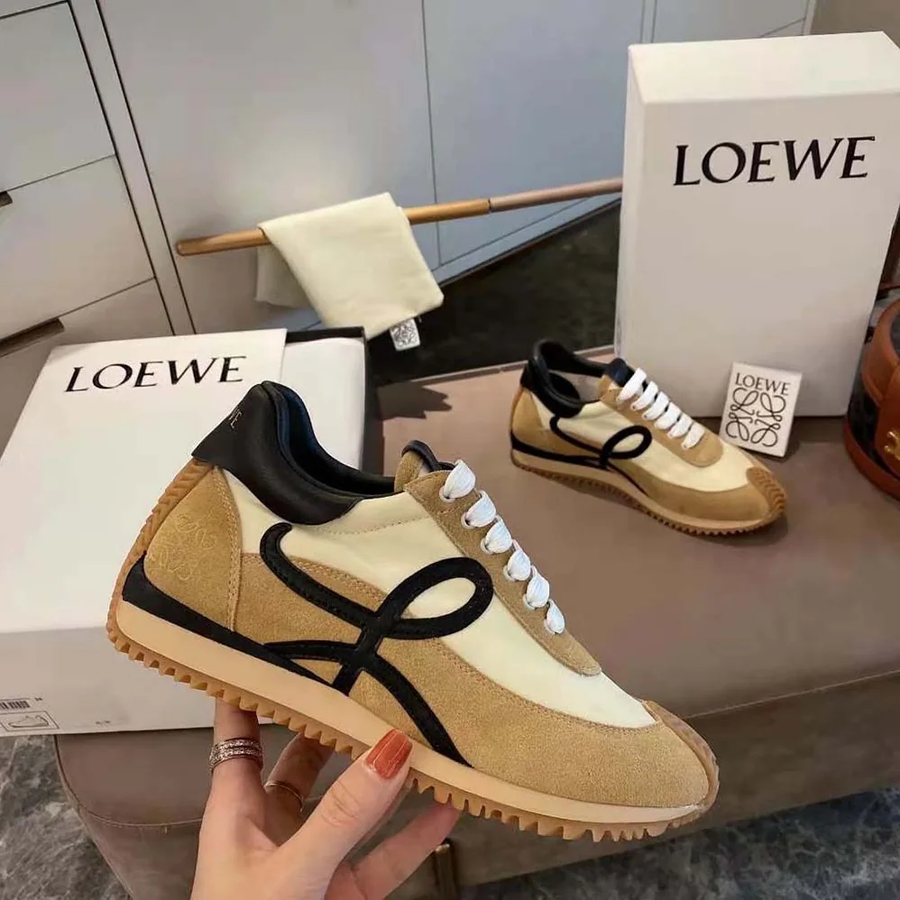 Loewe Flow Runner in Suede for Women in Brown