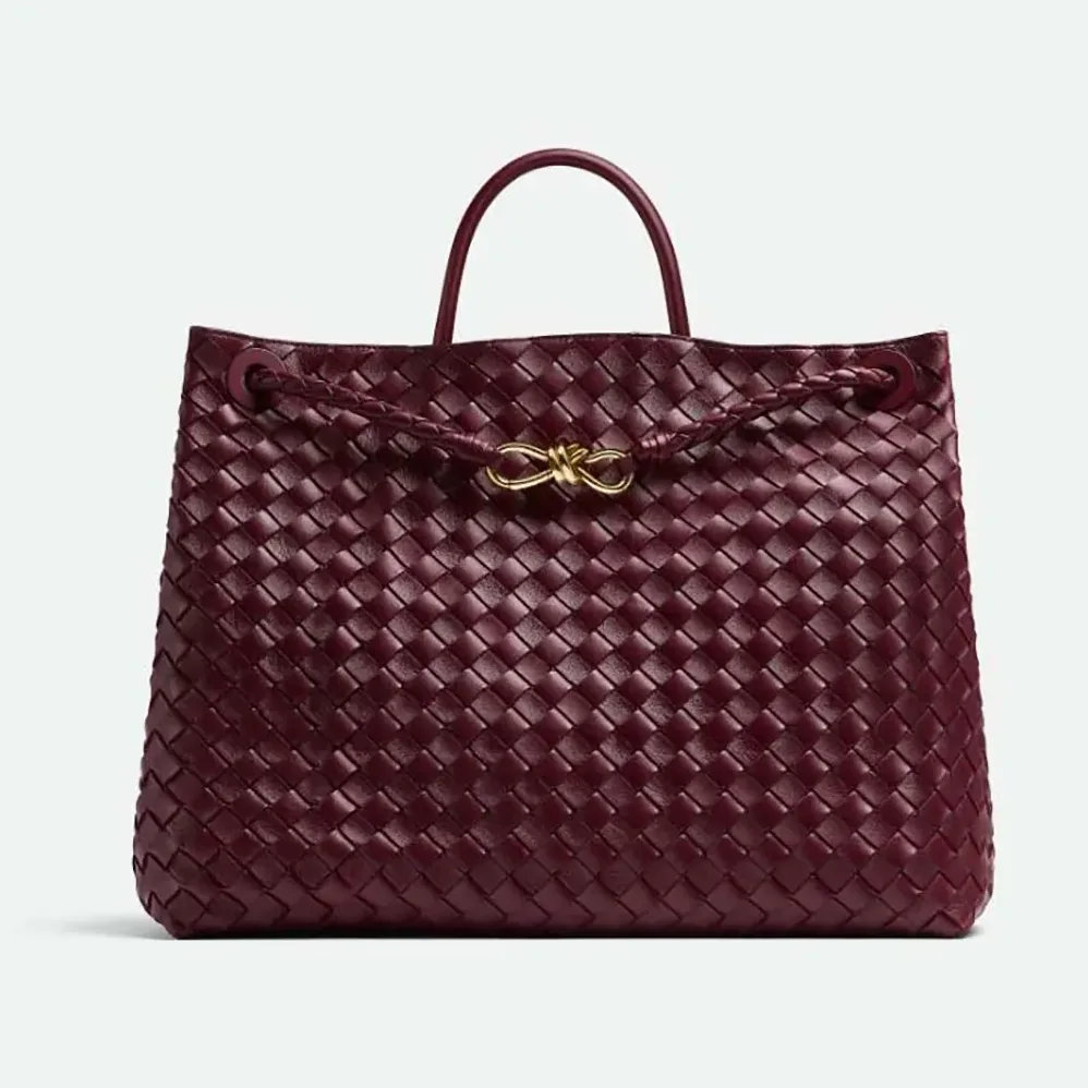 Bottega Veneta Large Andiamo in Lambskin Leather for Women in Maroon Bottega Veneta Large Andiamo in Lambskin Leather for Women in Maroon