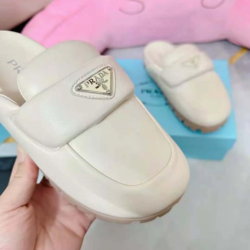 Prada Soft Padded Nappa Leather Sabots for Women in Beige Prada Soft Padded Nappa Leather Sabots for Women in Beige
