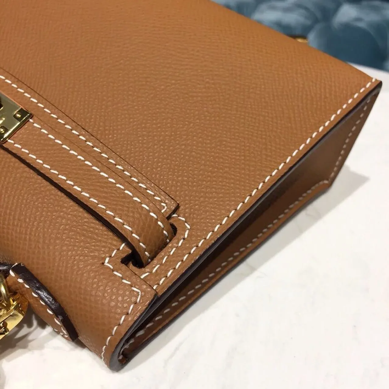 Hermes Mini Kelly Gold Gold Toned Hardware / Hermes Mini Kelly Gold Gold Toned Hardware /