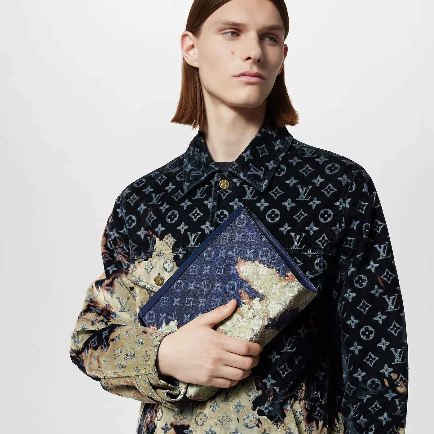 Louis Vuitton Pochette Voyage Pouch / Ink Blue Monogram Bleach Canvas Gold Hardware Louis Vuitton Pochette Voyage Pouch / Ink Blue Monogram Bleach Canvas Gold Hardware