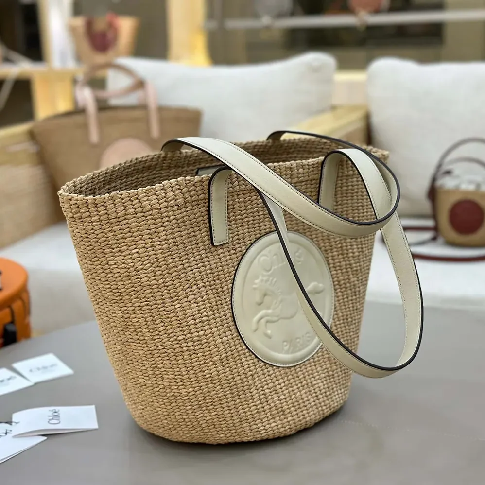Chloe Large Horse Medal basket bag in Natural Fibers for Women in White Chloe Large Horse Medal basket bag in Natural Fibers for Women in White