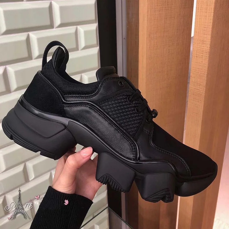 Givenchy Shoes Jaw Low Sneakers in Neoprene and Leather for Unisex in Black Givenchy Shoes Jaw Low Sneakers in Neoprene and Leather for Unisex in Black