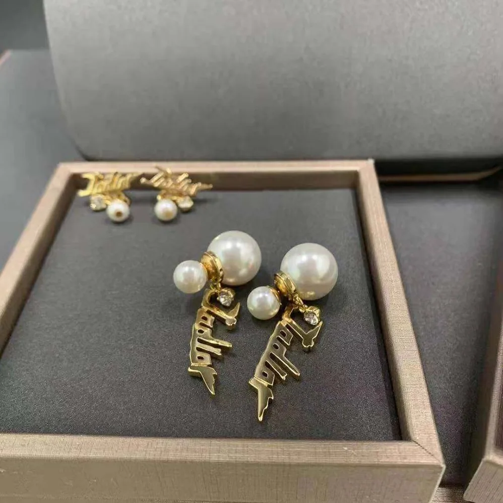 Dior Tribales Earrings Gold-Finish Metal and White Resin Pearls for Women Dior Tribales Earrings Gold-Finish Metal and White Resin Pearls for Women