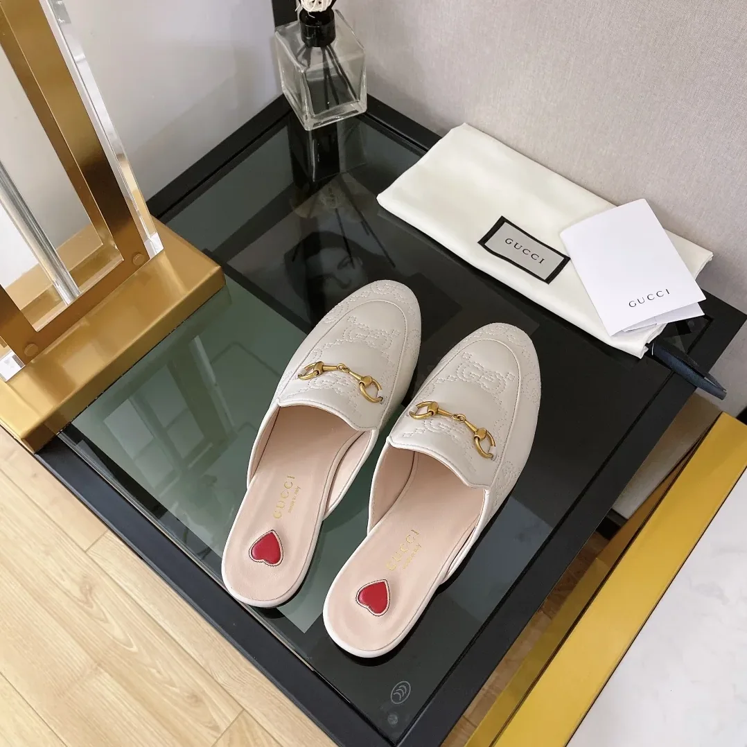 Gucci GG Matelasse Princetown Slipper White for Women Gucci GG Matelasse Princetown Slipper White for Women