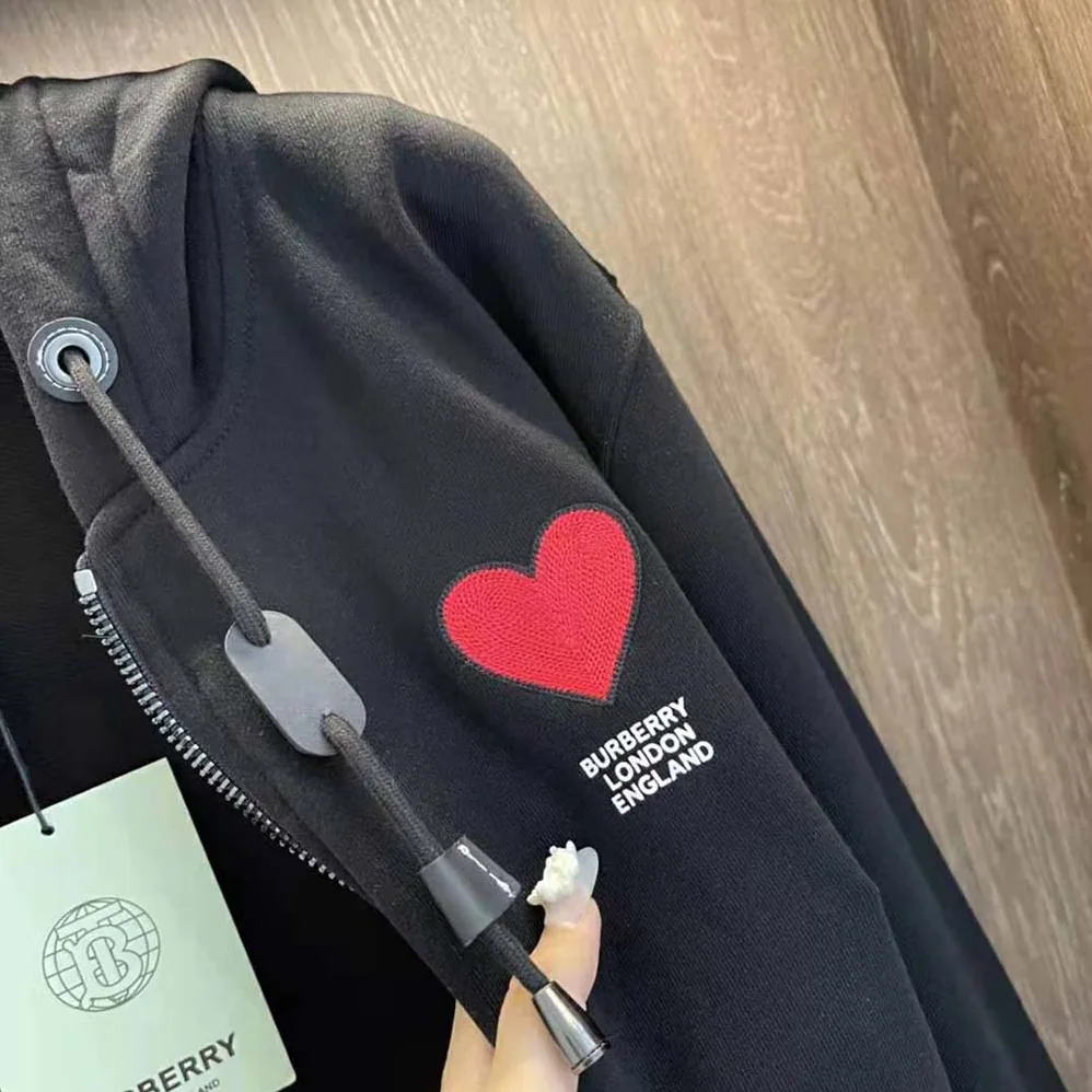 Burberry Heart Motif Cotton Hooded Top for Women in Black Burberry Heart Motif Cotton Hooded Top for Women in Black