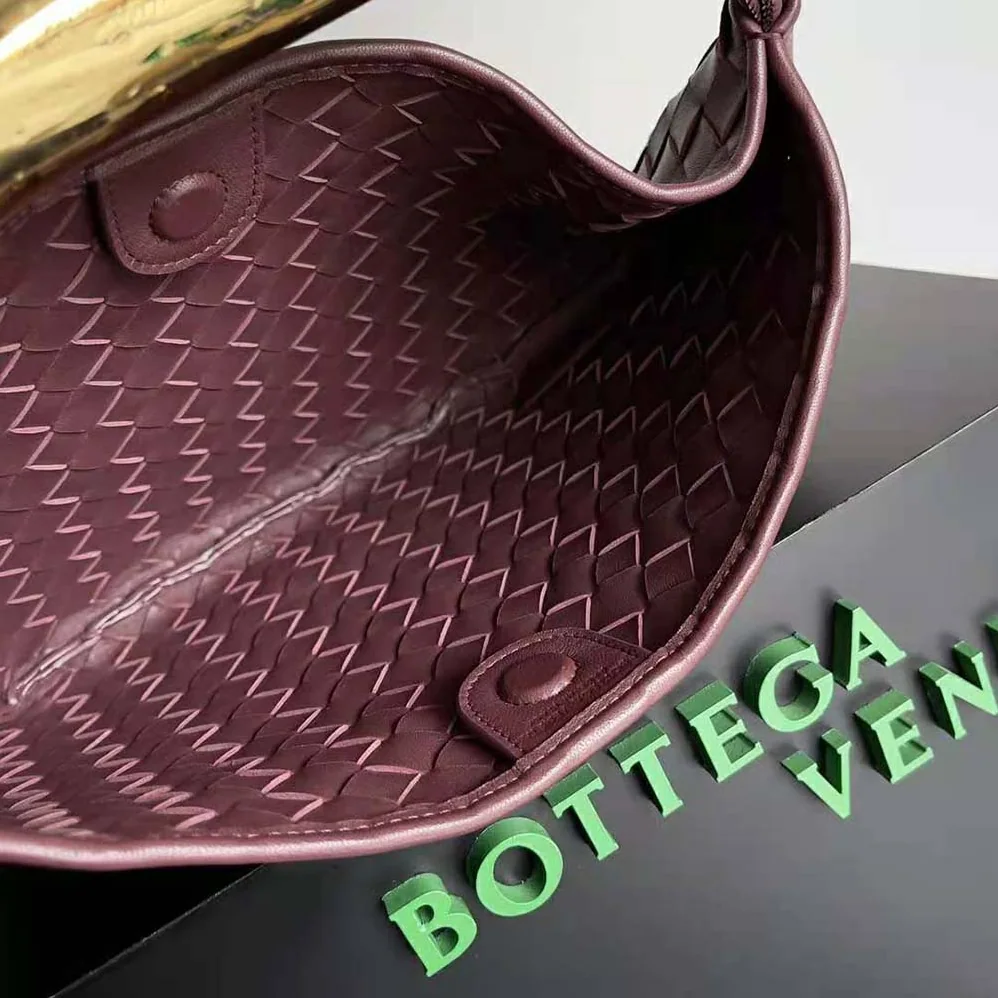 Bottega Veneta Sardine Top Handle Bag for Women in Maroon Bottega Veneta Sardine Top Handle Bag for Women in Maroon