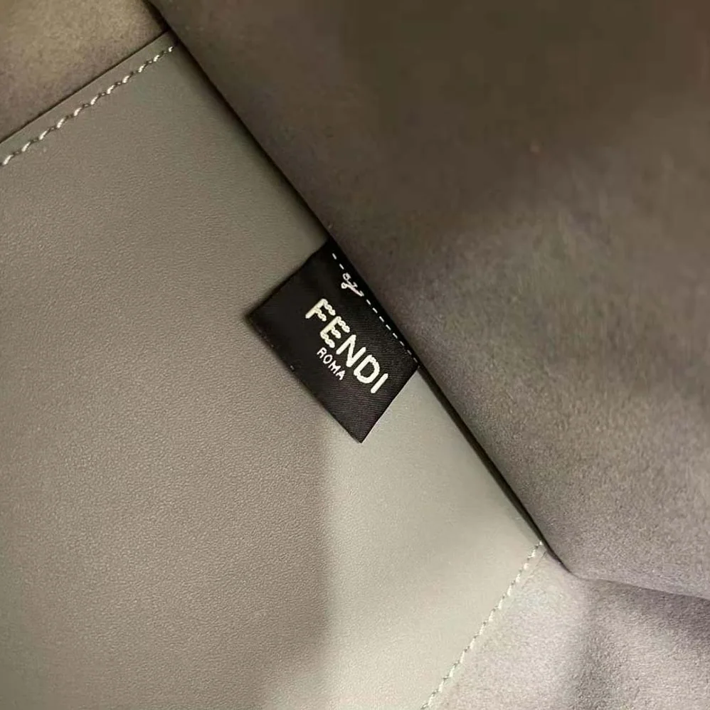Fendi Sunshine Medium Leather Shopper for Women in Silver Fendi Sunshine Medium Leather Shopper for Women in Silver