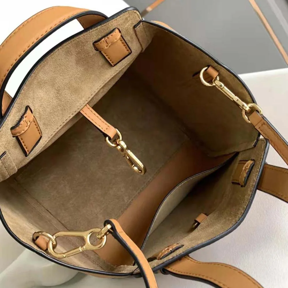 Loewe Hammock Nugget Bag in Nappa Calfskin for Women in Brown Loewe Hammock Nugget Bag in Nappa Calfskin for Women in Brown