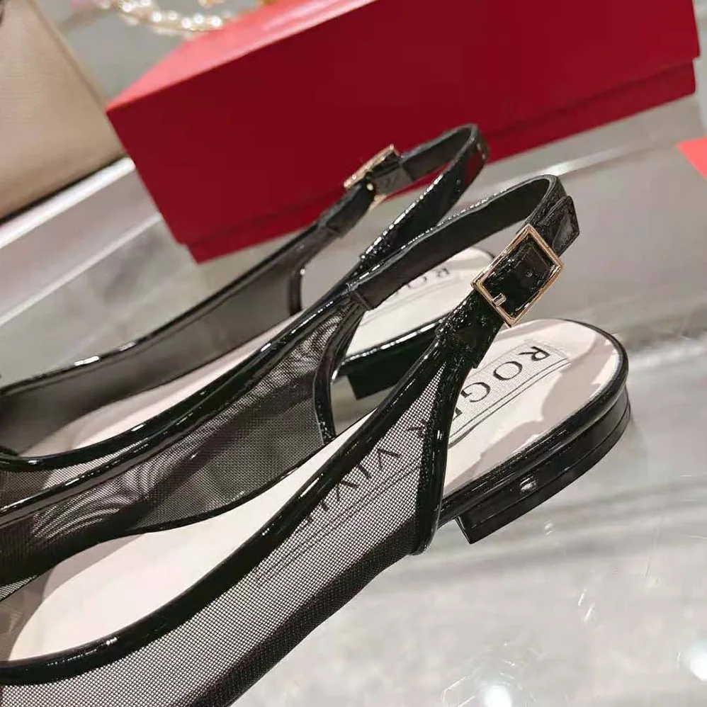 Roger Vivier Gommettine Net Lacquered Buckle Slingback Ballerinas in Fabric for Women in Black