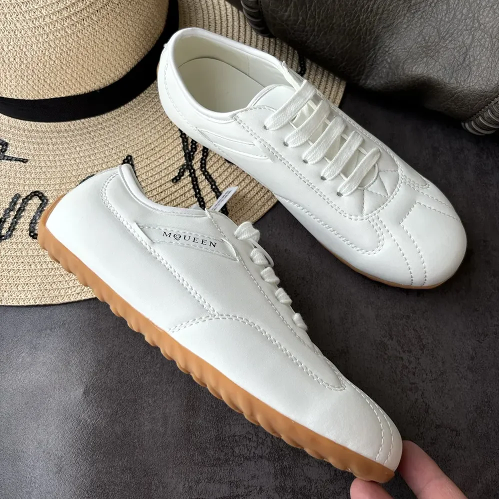 Alexander Mcqueen Boxe Sneaker in Off White for Unisex