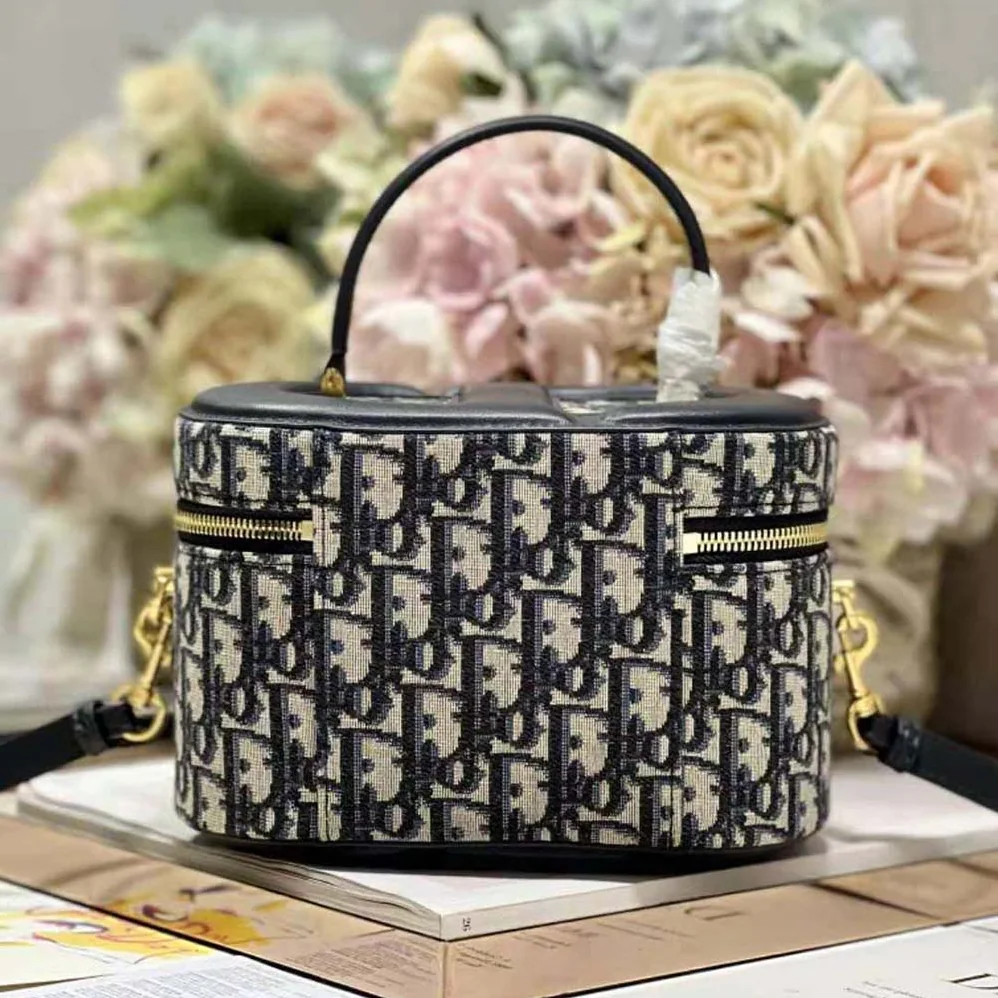 Dior Medium CD Signature Vanity Case Blue Dior Oblique Jacquard for Women Dior Medium CD Signature Vanity Case Blue Dior Oblique Jacquard for Women