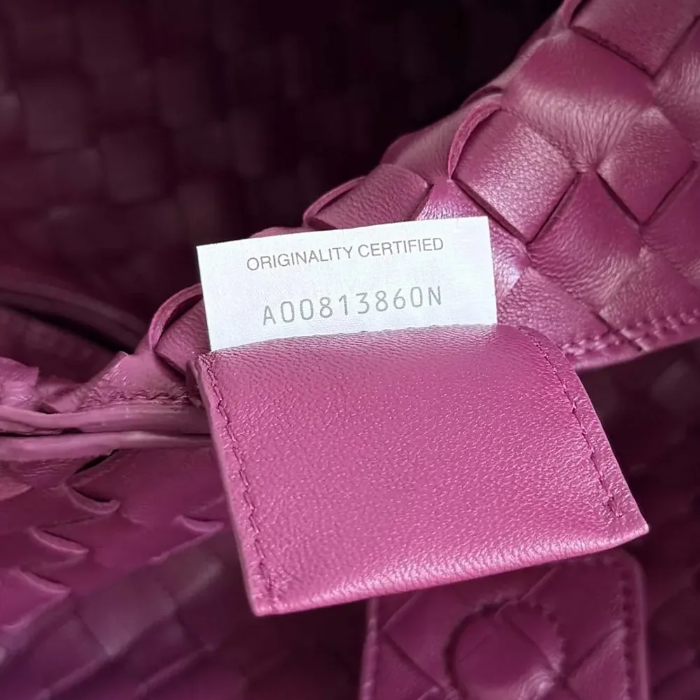 Bottega Veneta Medium Campana for Women in Rose