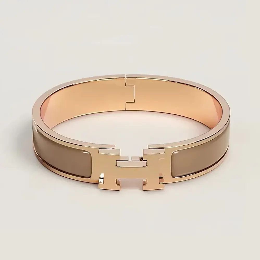Hermes Clic H Bracelet for Unisex in Brown Hermes Clic H Bracelet for Unisex in Brown