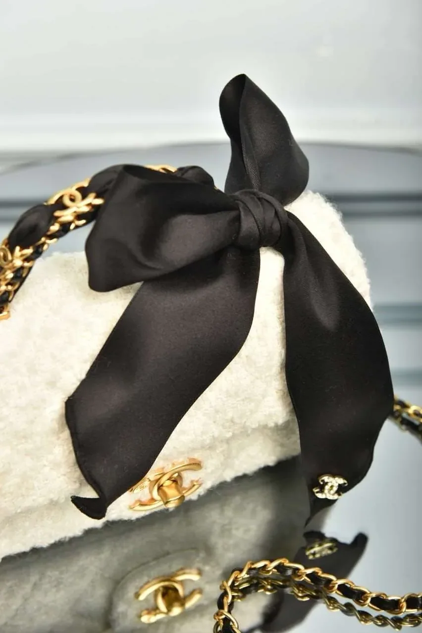 Mini Bag with Handle and Flap White