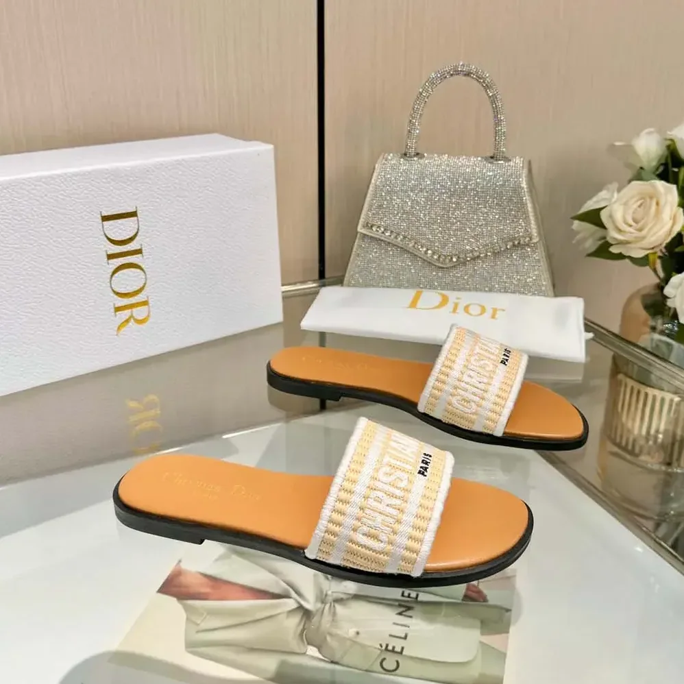 Dior Dioriviera Dway Slide Natural Raffia and White Embroidered Cotton for Women Dior Dioriviera Dway Slide Natural Raffia and White Embroidered Cotton for Women